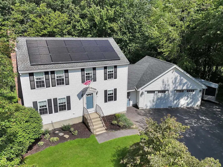 141 Farm Hill Rd, Leominster, MA 01453 - #2