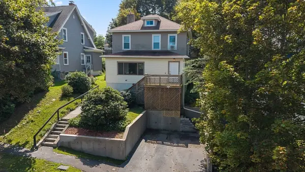 33 Clearview Ave, Worcester, MA 01605