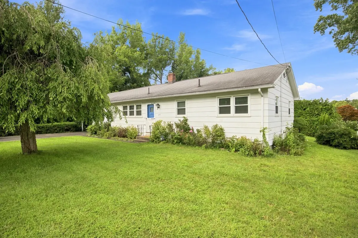 115 Bemis Rd, Holyoke, MA 01040 - #1