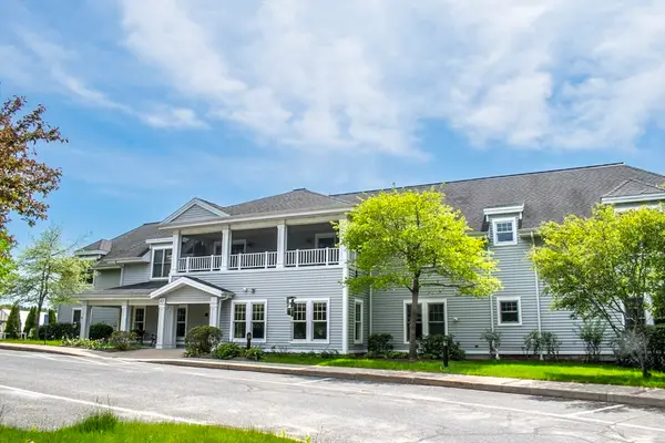 43 Kendall Avenue #G06, Sherborn, MA 01770