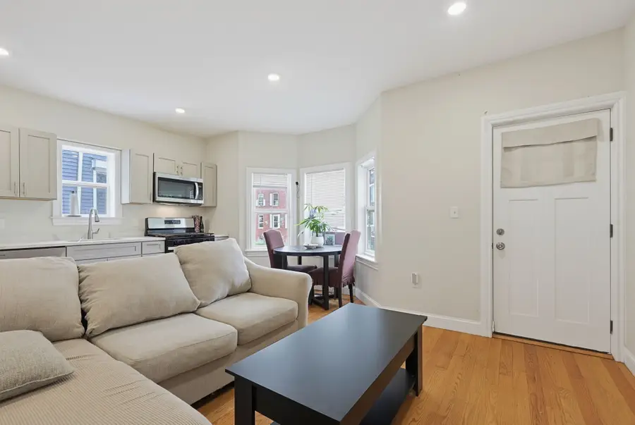 31 Saint Casimir Ave, Brockton, MA 02302 - #2