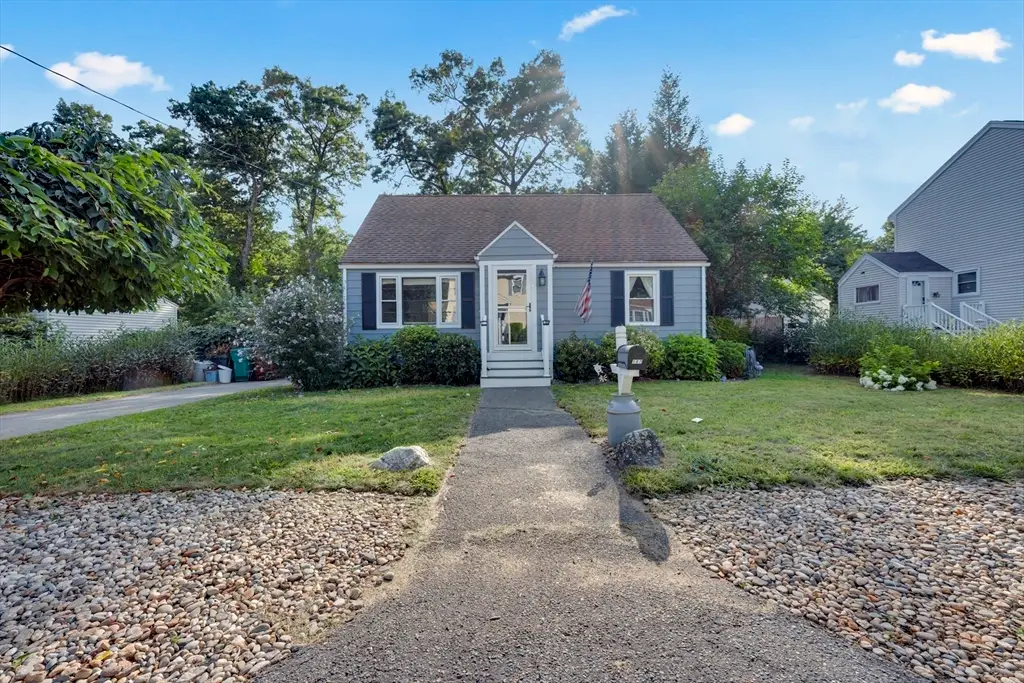 187 Campbell Dr, Lowell, MA 01851 - #1