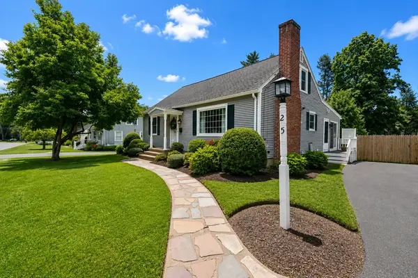 25 Speight Arden, East Longmeadow, MA 01028