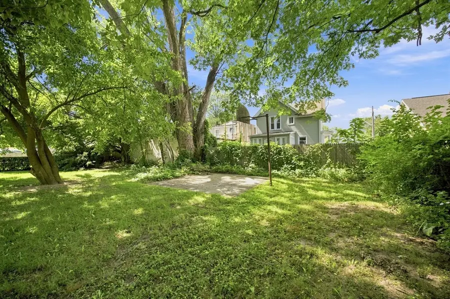 40 Day Street, West Springfield, MA 01089 - #2
