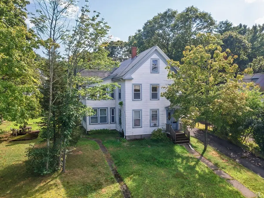 46 Hollis St, Weymouth, MA 02190 - #3