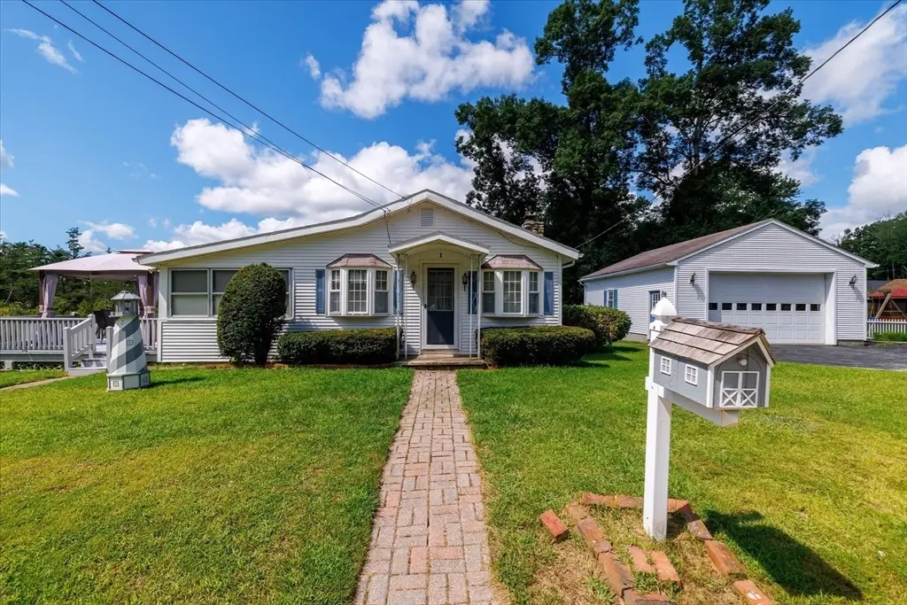 1 Freeman Ave, Webster, MA 01570 - #1