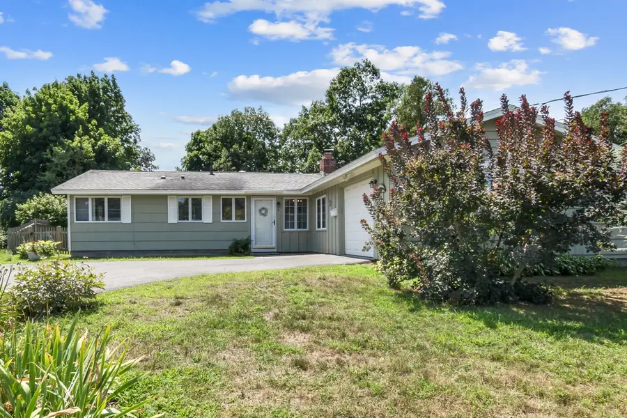 8 Colgate Rd, Beverly, MA 01915 - #2