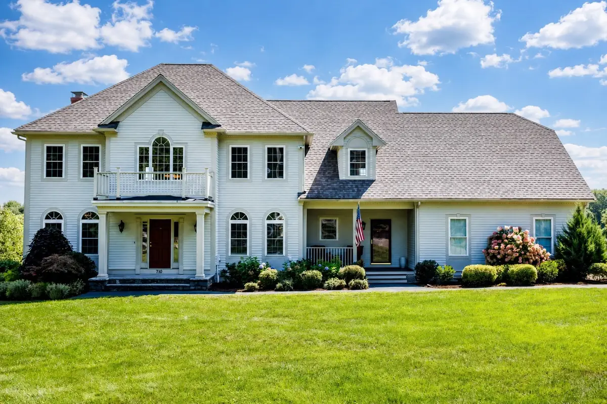 710 George Hill Rd, Lancaster, MA 01523 - #1