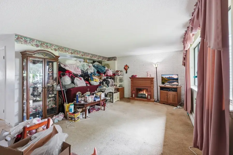 35 Sheri Ln #35, Agawam, MA 01001 - #3