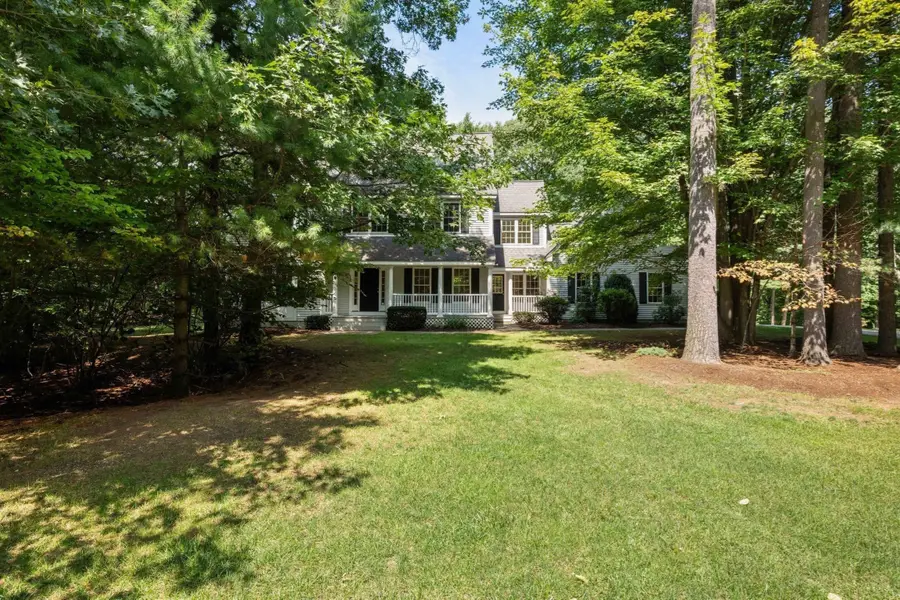 12 Rocky Woods Rd, Hopkinton, MA 01748 - #3