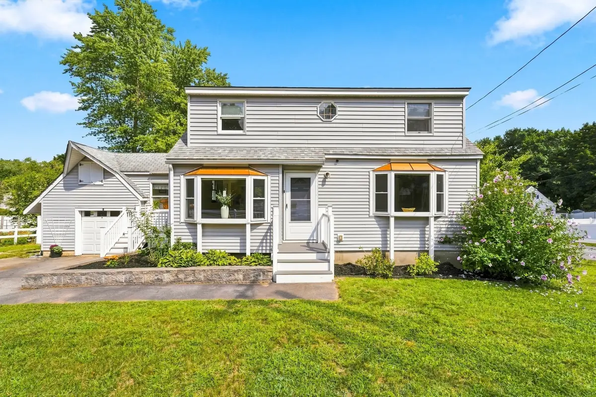 1251 Shawsheen St, Tewksbury, MA 01876 - #1