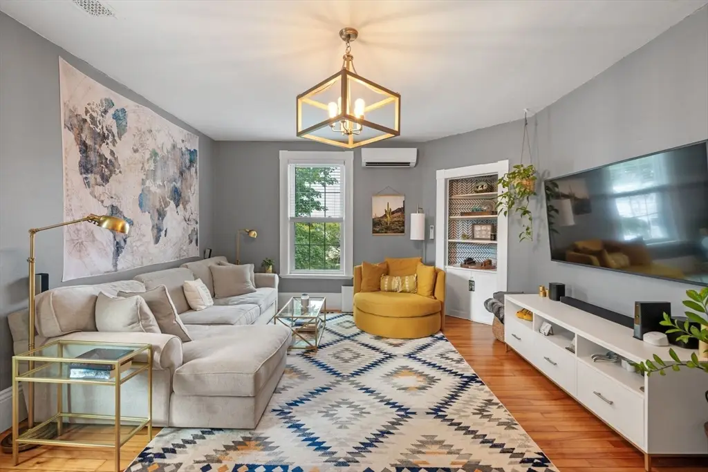 12 Linden St #4, Salem, MA 01970 - #1
