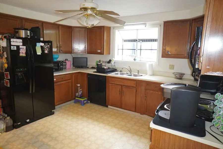 22 Blaney Ct #22, Revere, MA 02151 - #3