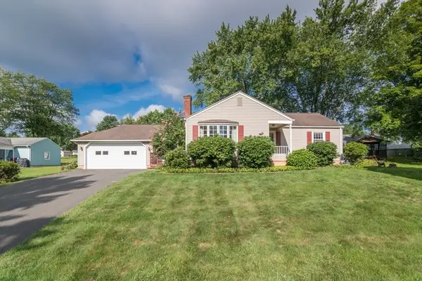 98 Circle Dr, West Springfield, MA 01089