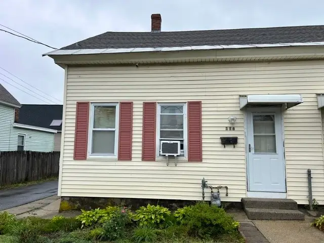 116 Quebec Street, Lowell, MA 01852 - #1