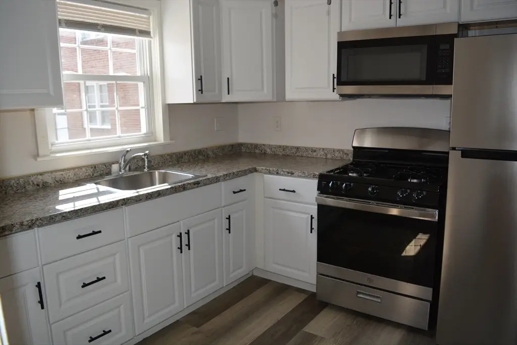 71 Colony Rd #1B, West Springfield, MA 01089 - #1