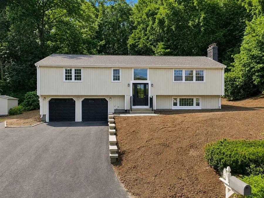 9 Pavia Place, Framingham, MA 01702 - #3