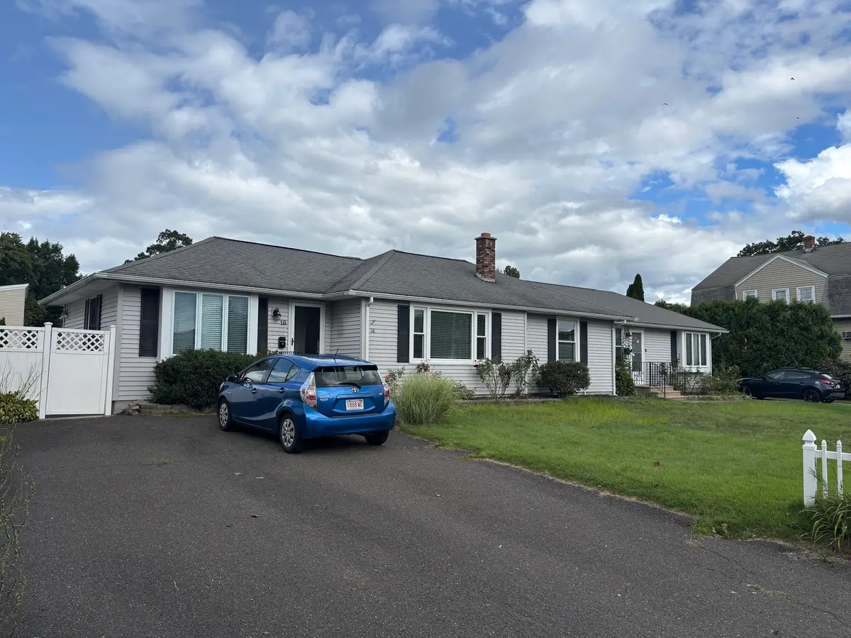 16 Kaveney St, Chicopee, MA 01020 - #1