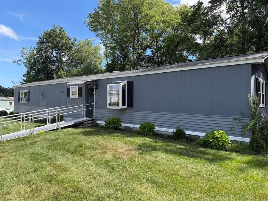 39 First Ave, Westfield, MA 01085 - #2