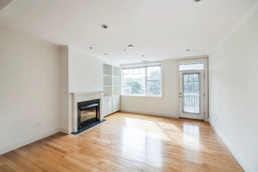 122 Johnson Woods Dr #103, Reading, MA 01867 - #2
