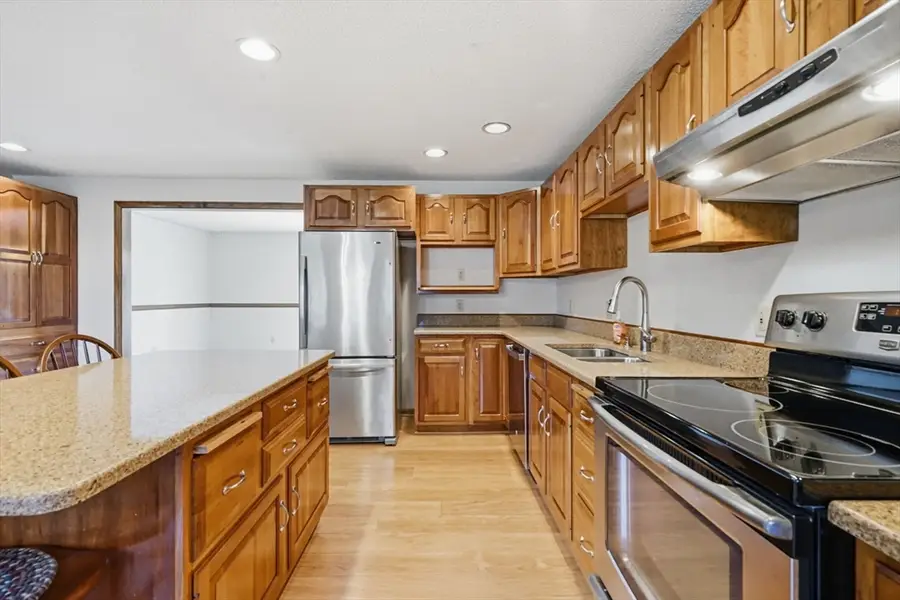 31 Deborah Lane, Westfield, MA 01085 - #2