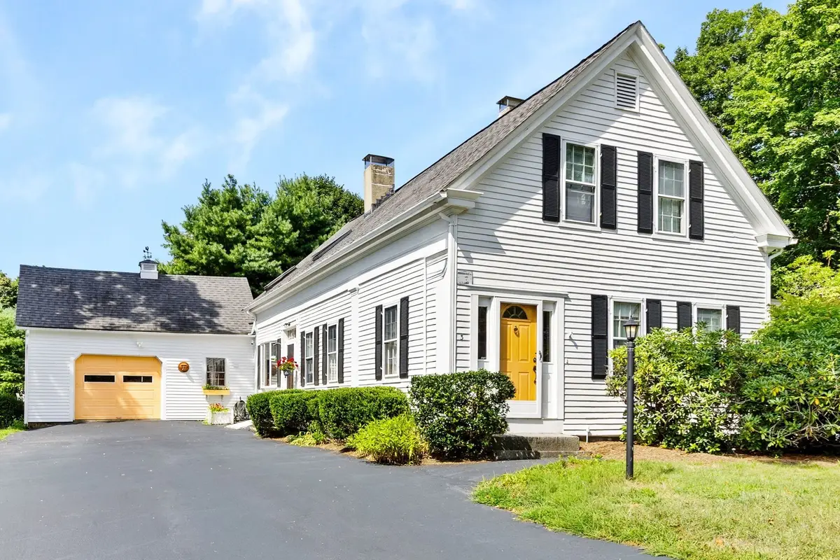 3 Howard St, South Easton, MA 02375 - #1