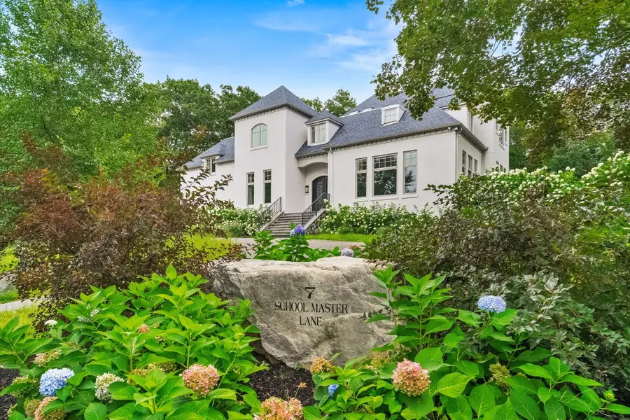 7 Schoolmaster Lane, Dedham, MA 02026 - #3