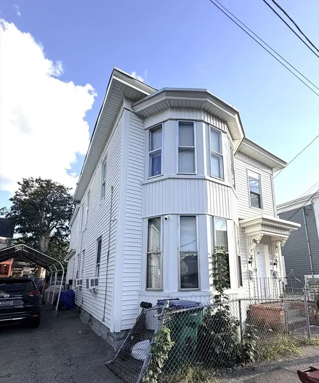61 Pond St, Lowell, MA 01852 - #1