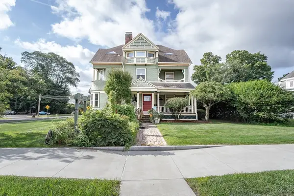 56 Court St, Westfield, MA 01085