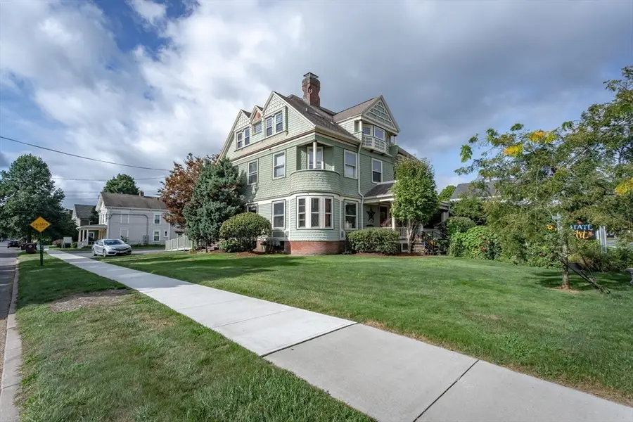 56 Court St, Westfield, MA 01085 - #3