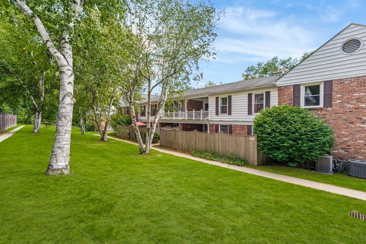 30 Halifax Ct #G, Springfield, MA 01108 - #1