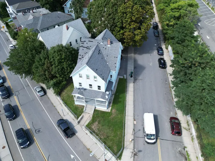 17 Winthrop St, Worcester, MA 01604 - #2