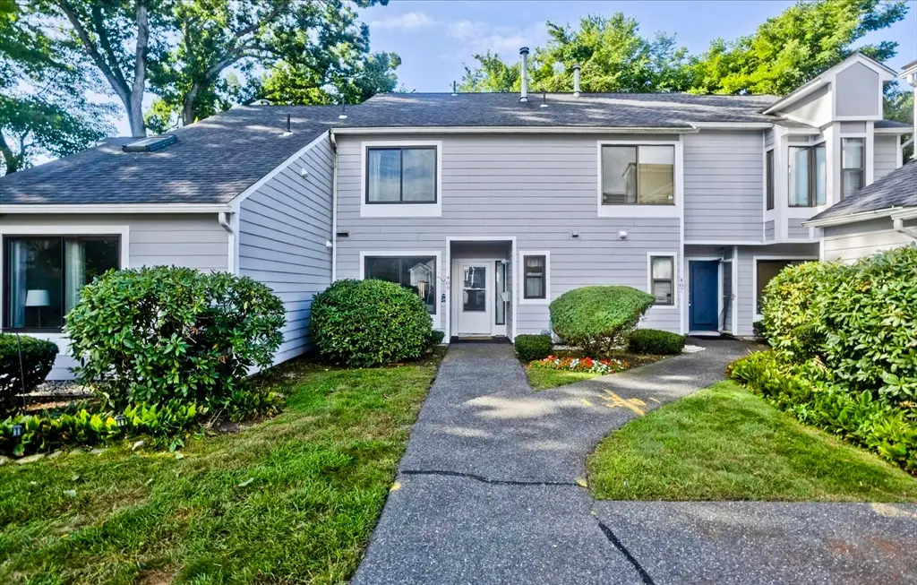 409 Nassau Dr #409, Springfield, MA 01129 - #1