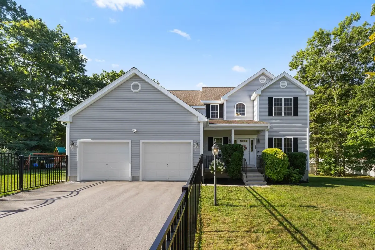 22 W Ledge Rd, Clinton, MA 01510 - #1
