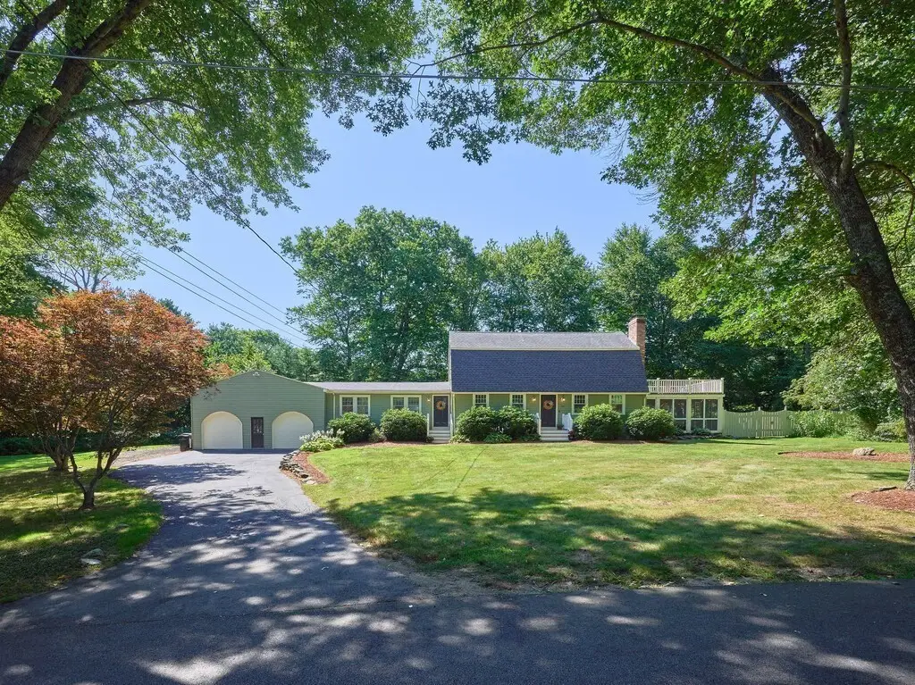 69 Walnut St, Upton, MA 01568 - #1