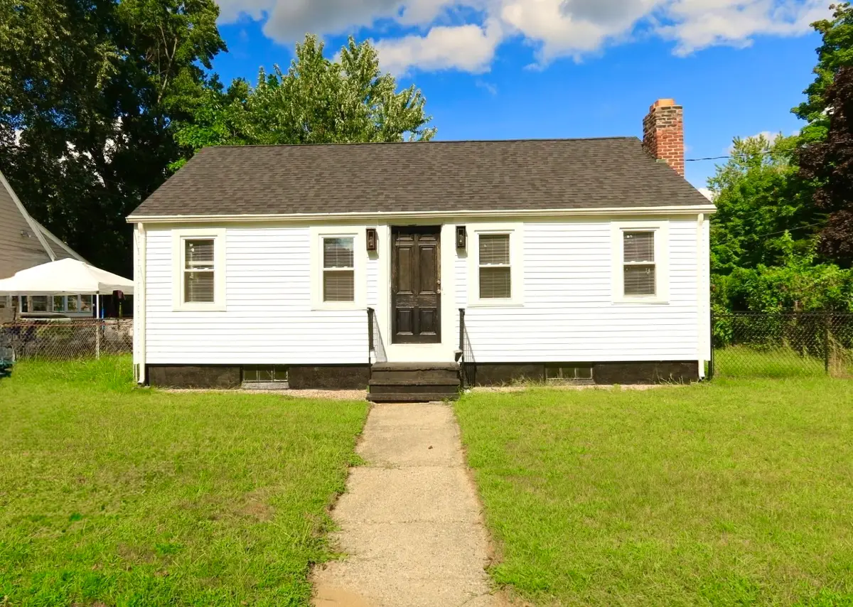 61 Russell Street, Springfield, MA 01104 - #1