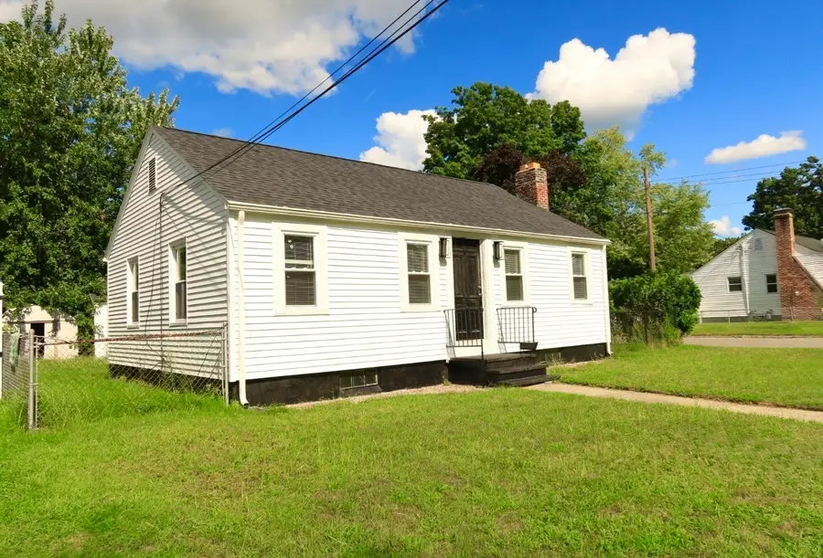 61 Russell Street, Springfield, MA 01104 - #3