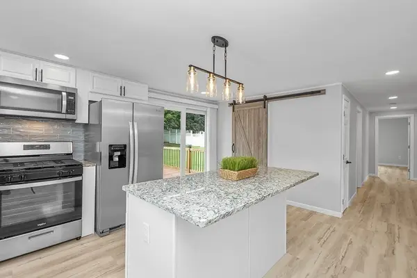 59 Racicot Ave, Webster, MA 01570