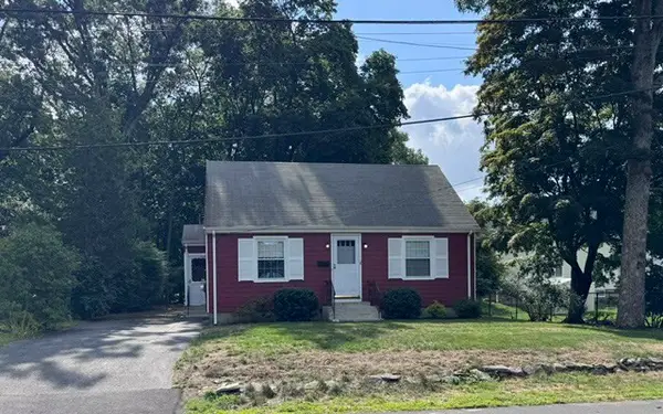 7 Globe St, Attleboro, MA 02703