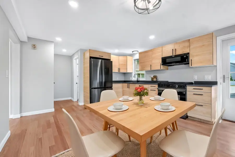 853 Washington Street #6, Canton, MA 02021 - #3