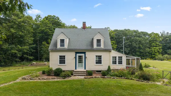 109 Rutherford Rd, Oakham, MA 01068