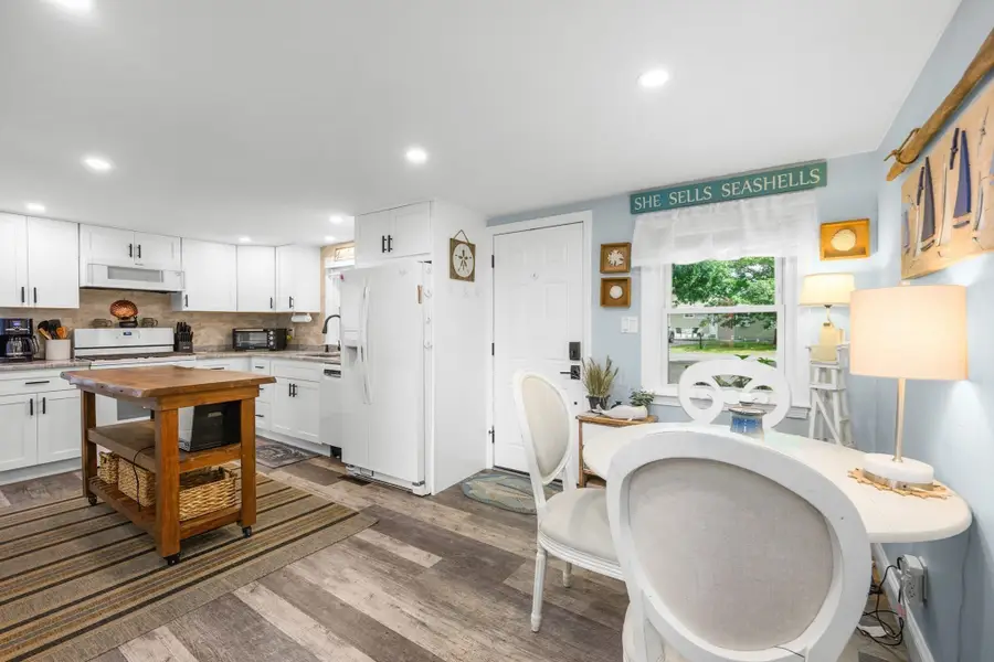 51 Prospect Avenue, West Yarmouth, MA 02673 - #3