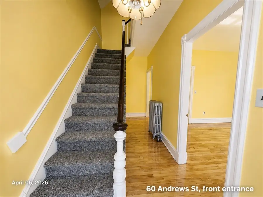 60 Andrews St, Lowell, MA 01852 - #3