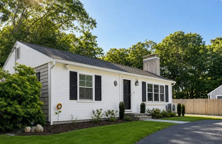 329 Swift Ave, Osterville, MA 02655 - #2