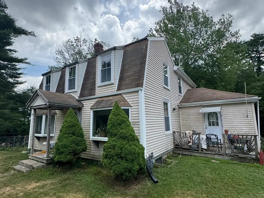 238 Maquan St, Hanson, MA 02341 - #1