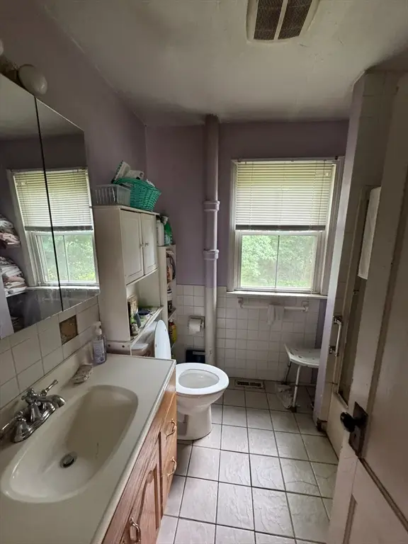 238 Maquan St, Hanson, MA 02341 - #3
