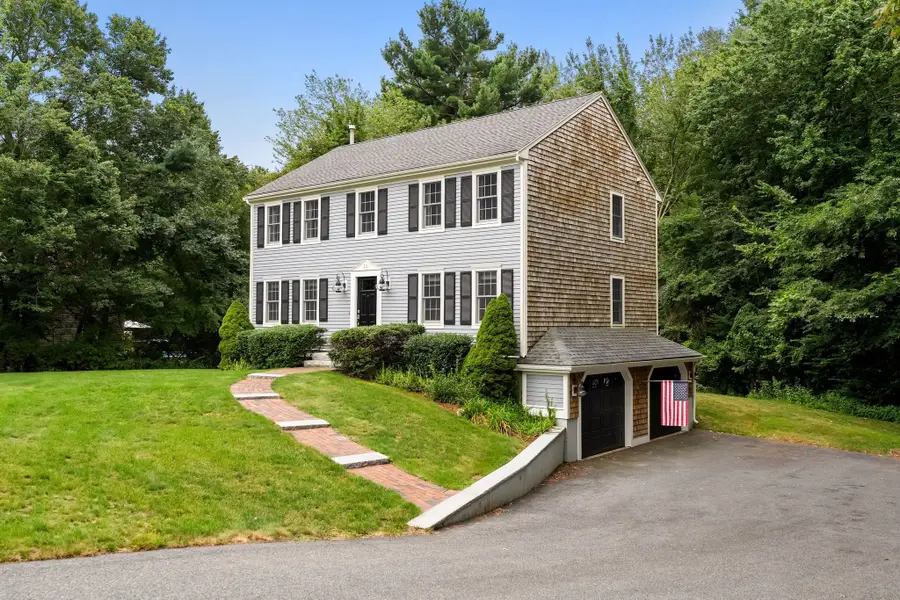 13 Bayberry Rd, Raynham, MA 02767 - #3