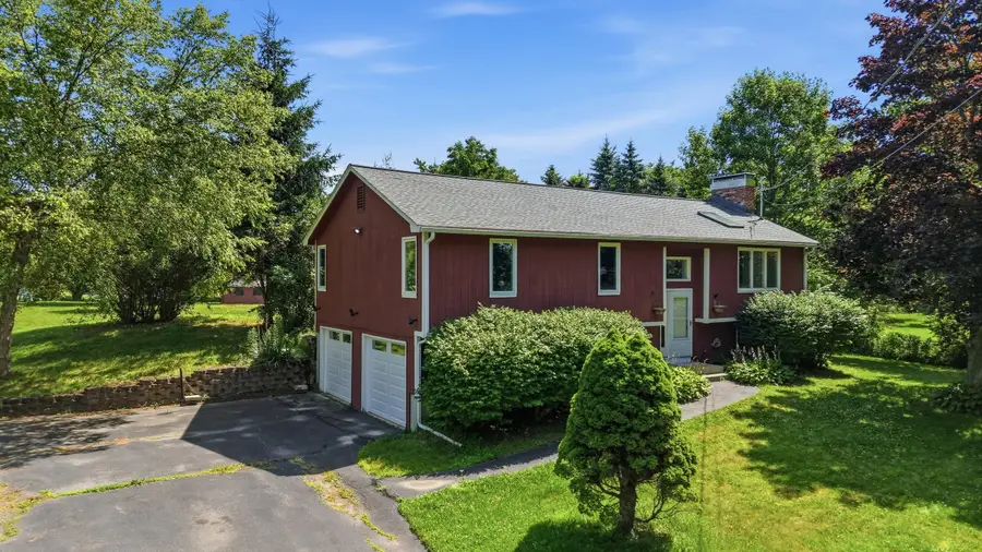 39 Old Auburn Rd, Derry, NH 03038 - #2