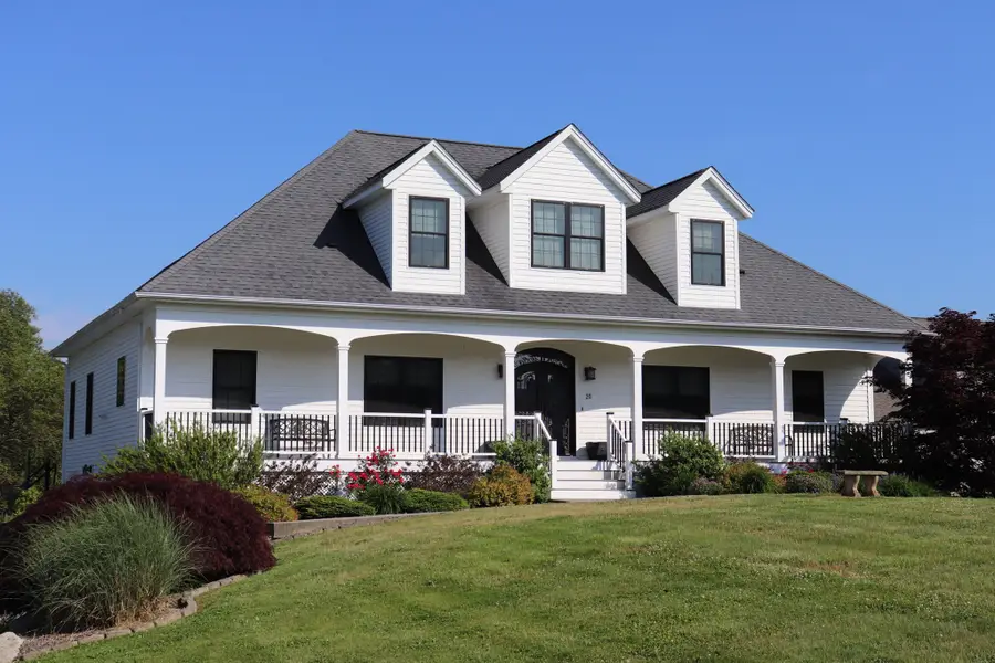 20 Meadowbrook Ln, Westport, MA 02790 - #3
