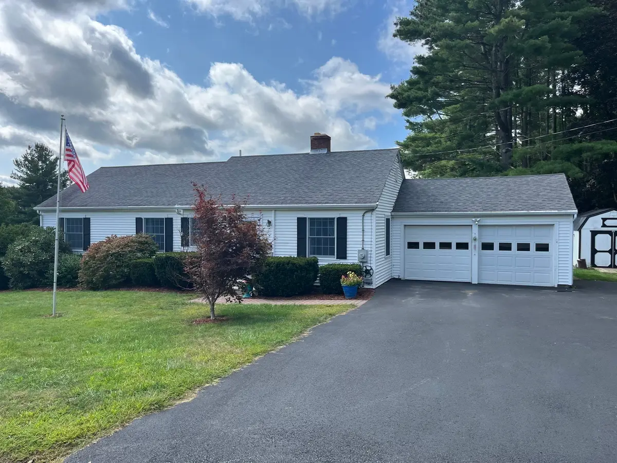 18 Crown St, Spencer, MA 01562 - #1